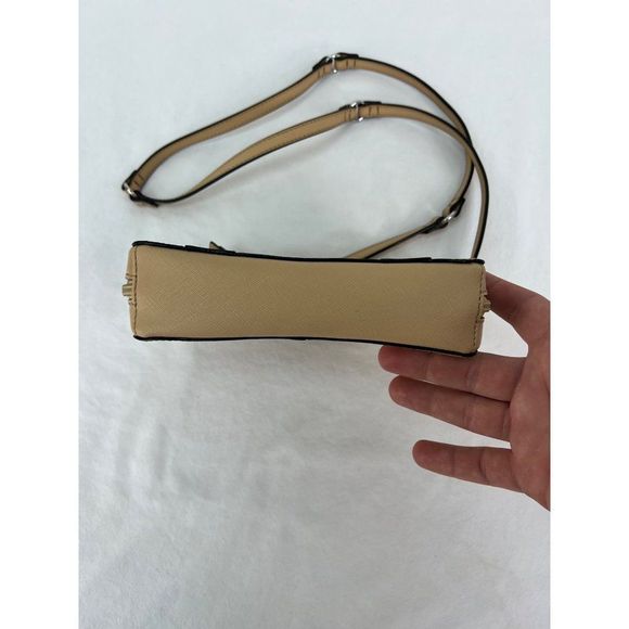 Tignanello Belt Bag Bella Belt Bag Dune Genuine Leather Crossbody RFID Beige - Picture 4 of 9